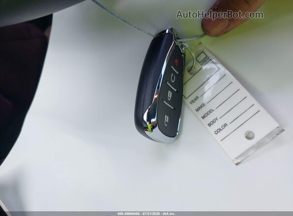 KL77LHEP8TC117366 2026 CHEVROLET TRAX White Widok deski rozdzielczej