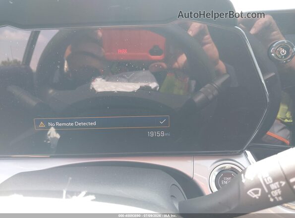 KL77LHEP9SC273527 2025 CHEVROLET TRAX Черный Вид задних сидений