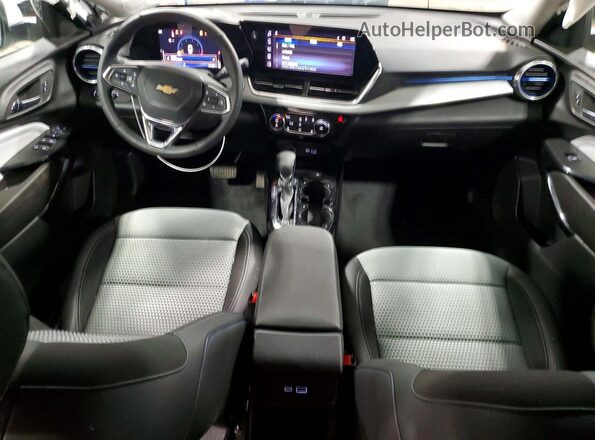 KL77LHEP9TC031340 2026 CHEVROLET TRAX White წინა პანელის ხედი