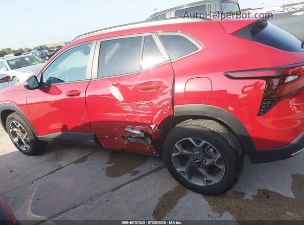 KL77LHEP9TC039812 2026 CHEVROLET TRAX Red სალონის 360-გრადუსიანი ხედი