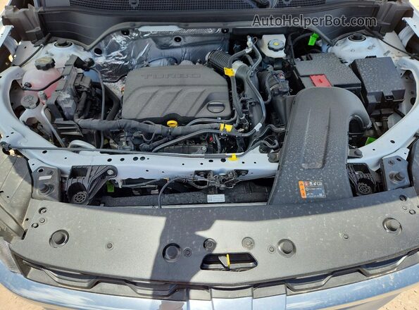 KL77LHEP9TC110121 2026 CHEVROLET TRAX White Вид задньої частини салону