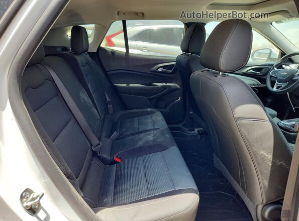KL77LHEP9TC110121 2026 CHEVROLET TRAX White Вид задніх сидінь