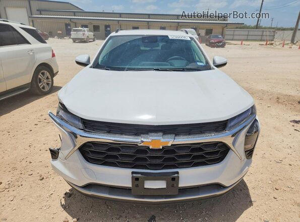 KL77LHEP9TC110121 2026 CHEVROLET TRAX White Вид спереду