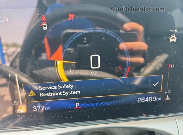 KL77LHEPXSC009300 2025 CHEVROLET TRAX Silver Սարքավորումների վահանակի տեսք