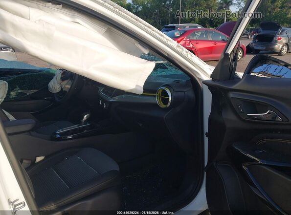 KL77LHEPXSC204278 2025 CHEVROLET TRAX White Widok wnętrza z przodu