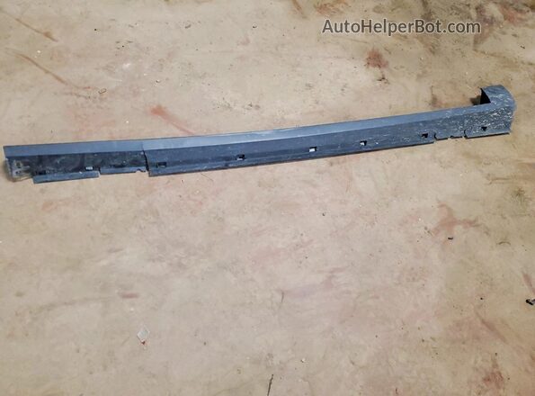KL77LHEPXSC209531 2025 CHEVROLET TRAX Black Widok naklejki z numerem VIN