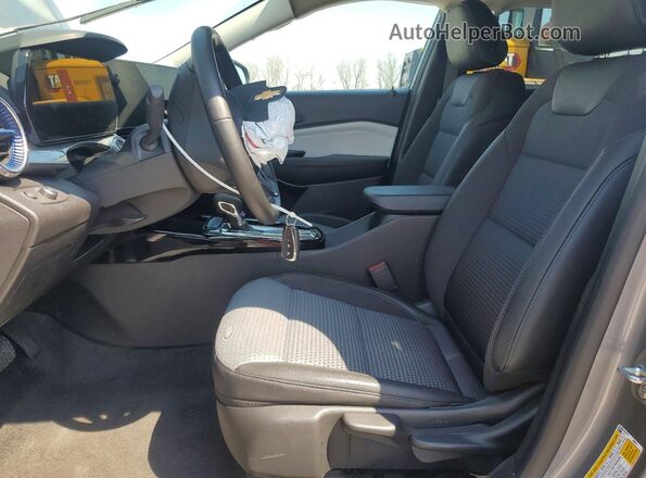 KL77LHEPXSC232453 2025 CHEVROLET TRAX Silver Vista interior delantera