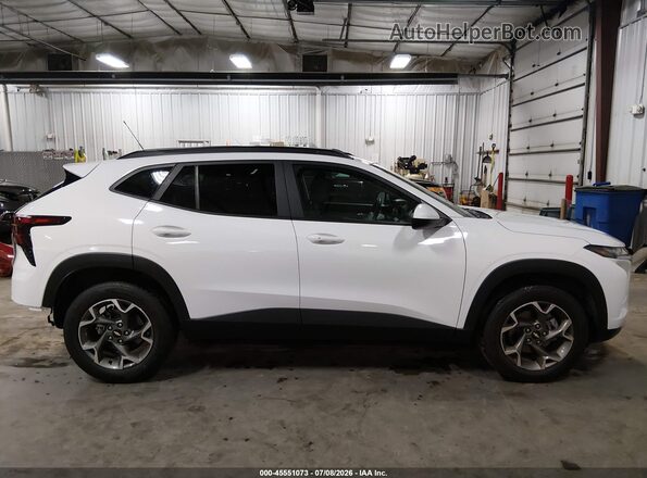 KL77LHEPXSC236227 2025 CHEVROLET TRAX White Панорамний вид салону 360°