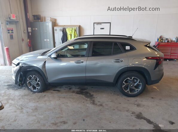 KL77LHEPXTC106305 2026 CHEVROLET TRAX Серый Панорамный вид салона 360°