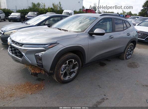 KL77LHEPXTC125193 2026 CHEVROLET TRAX Gray Передня ліва чверть