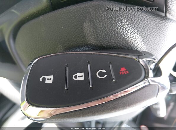 KL77LHEPXTC125193 2026 CHEVROLET TRAX Gray Вид панелі приладів
