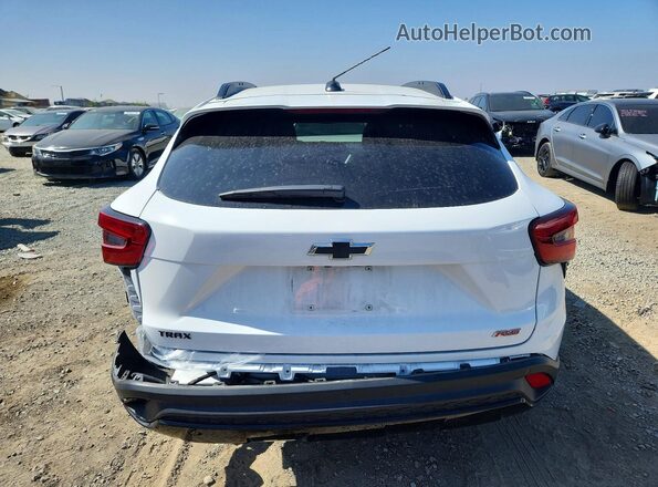 KL77LJE20RC137177 2024 CHEVROLET TRAX White Հետևի տեսք