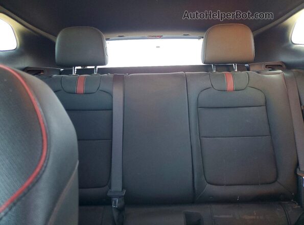 KL77LJE20RC219720 2024 CHEVROLET TRAX Синий Вид задних сидений