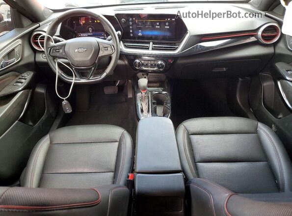 KL77LJE25RC080801 2024 CHEVROLET TRAX Orange Vista del salpicadero