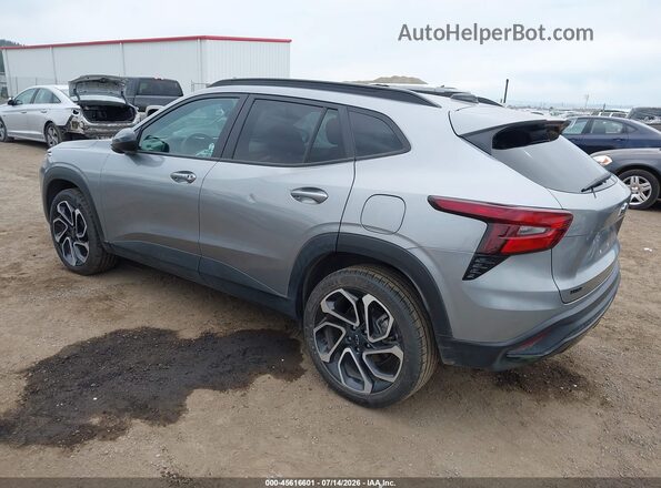 KL77LJE25RC089708 2024 CHEVROLET TRAX Серебряный Задняя левая четверть