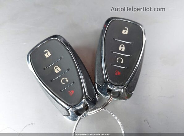 KL77LJE25RC089708 2024 CHEVROLET TRAX Серебряный Вид панели приборов