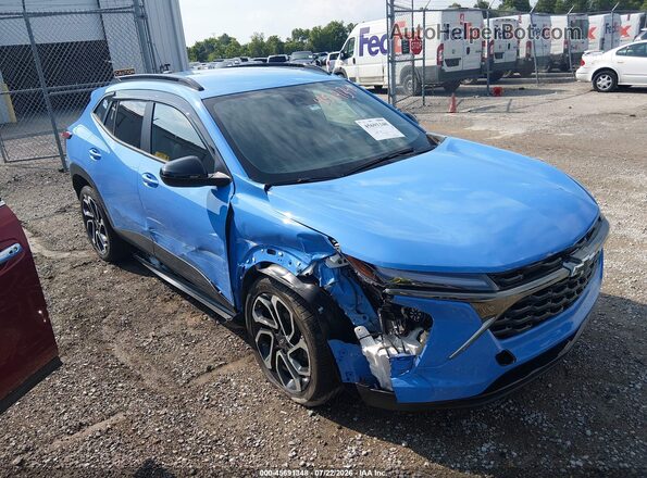 KL77LJE27RC103883 2024 CHEVROLET TRAX Blue წინა ხედი