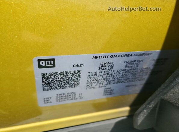 KL77LJE28RC031060 2024 CHEVROLET TRAX Yellow Widok komory silnika