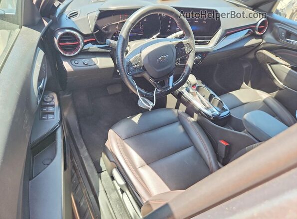 KL77LJE29RC011254 2024 CHEVROLET TRAX Серый Вид панели приборов