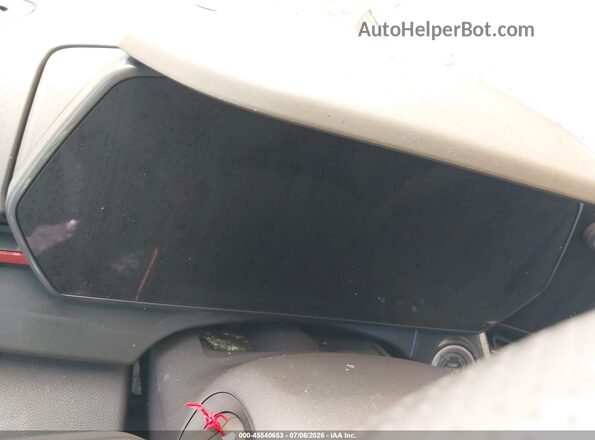 KL77LJE29RC063645 2024 CHEVROLET TRAX Silver Vista interior de 360 grados