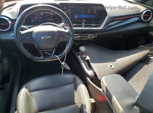 KL77LJE29RC223796 2024 CHEVROLET TRAX Silver Vista del salpicadero