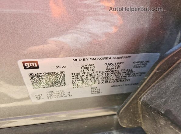 KL77LJE2XRC050970 2024 CHEVROLET TRAX Gray Vista de la etiqueta del VIN