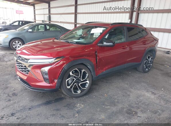 KL77LJE2XRC069096 2024 CHEVROLET TRAX Burgundy წინა მარცხენა ხედი სამი მეოთხედიდან