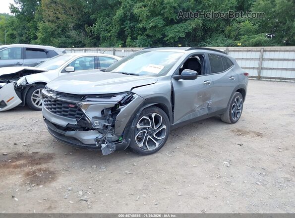 KL77LJEP1TC004284 2026 CHEVROLET TRAX Gray Передня ліва чверть