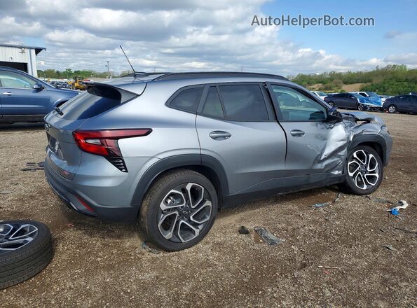 KL77LJEP1TC104806 2026 CHEVROLET TRAX Gray უკანა მარჯვენა