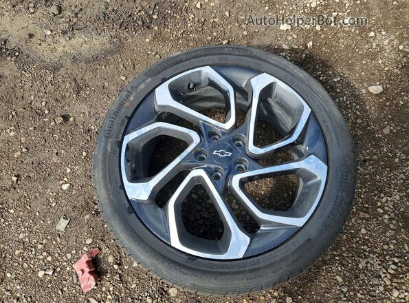 KL77LJEP1TC104806 2026 CHEVROLET TRAX Gray VIN კოდის სტიკერის ხედი