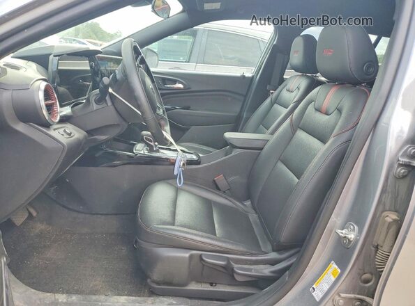 KL77LJEP2SC193378 2025 CHEVROLET TRAX Silver Vista interior delantera