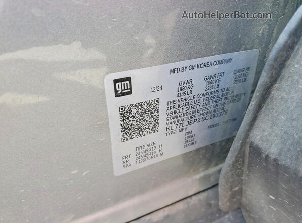 KL77LJEP2SC193378 2025 CHEVROLET TRAX Silver Vista de la etiqueta del VIN