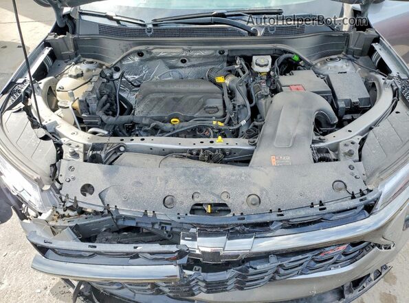 KL77LJEP2SC193378 2025 CHEVROLET TRAX Silver Vista del compartimento del motor