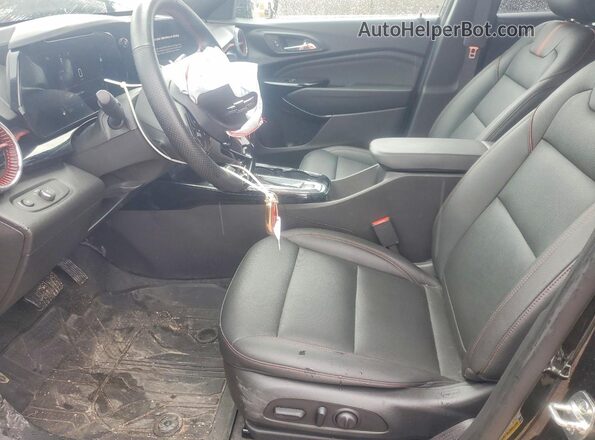 KL77LJEP2SC322543 2025 CHEVROLET TRAX Black Սալոնի դիմացի տեսք