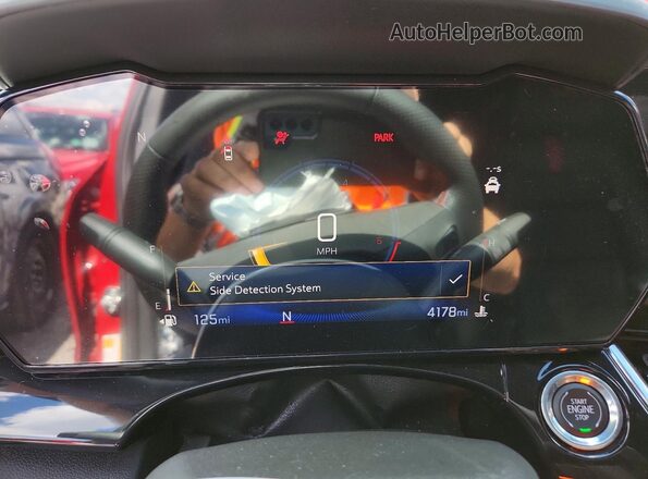 KL77LJEP3TC128900 2026 CHEVROLET TRAX Red Вид щитка приладів