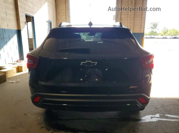 KL77LJEP5SC036430 2025 CHEVROLET TRAX Black Հետևի տեսք