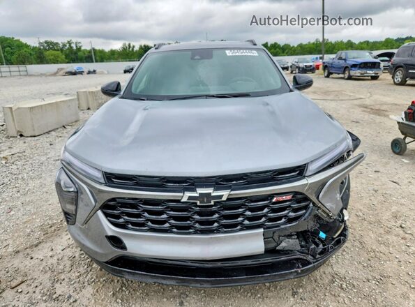 KL77LJEP6SC319077 2025 CHEVROLET TRAX Silver Front view