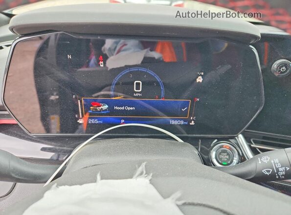 KL77LJEP6SC319077 2025 CHEVROLET TRAX Silver Instrument cluster view