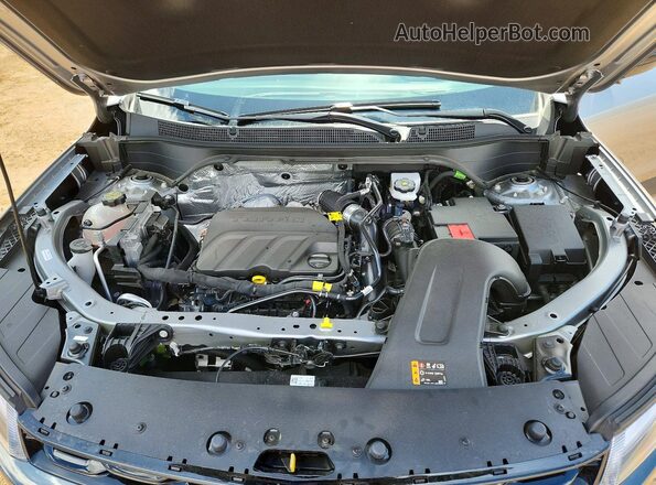 KL77LJEP6SC325915 2025 CHEVROLET TRAX Серебряный Вид задней части салона