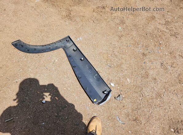 KL77LJEP6SC325915 2025 CHEVROLET TRAX Серебряный Вид подкапотного пространства