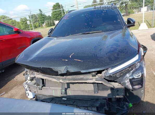 KL77LJEP7SC033464 2025 CHEVROLET TRAX Черный Вид щитка приборов