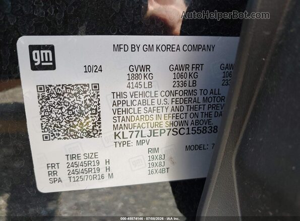 KL77LJEP7SC155838 2025 CHEVROLET TRAX Black Vista del compartimento del motor