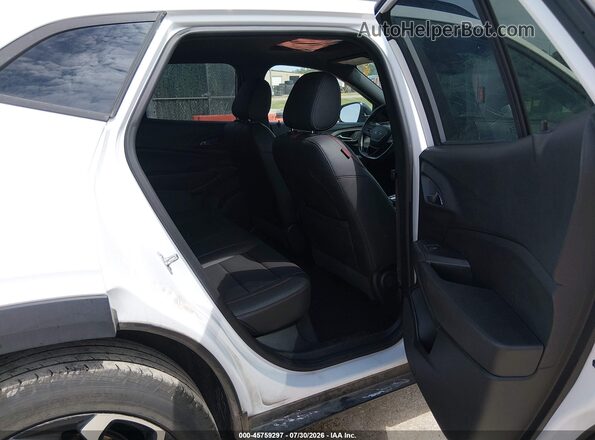 KL77LJEP8SC190534 2025 CHEVROLET TRAX White Widok naklejki z numerem VIN