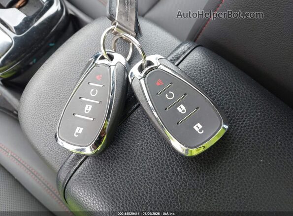 KL77LJEP8SC275048 2025 CHEVROLET TRAX Gray Vista del salpicadero
