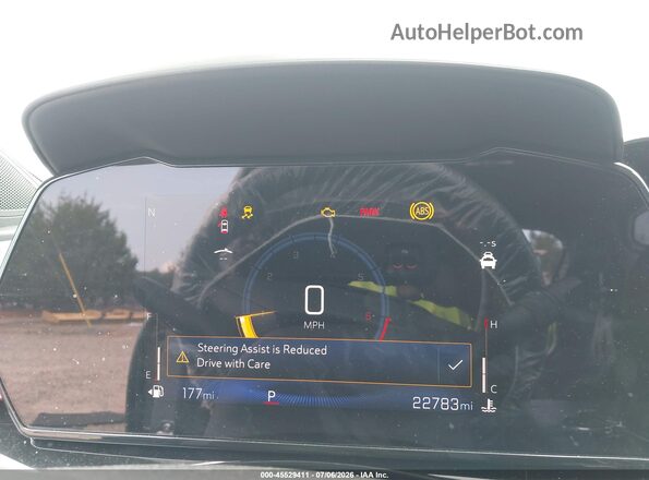 KL77LJEP8SC275048 2025 CHEVROLET TRAX Gray Vista de los asientos traseros