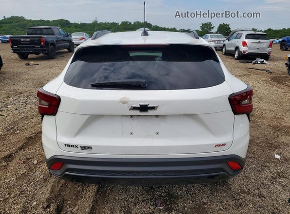 KL77LJEP8SC294621 2025 CHEVROLET TRAX White Rear view