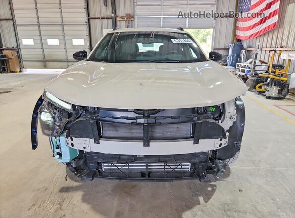 KL77LJEP8TC009689 2026 CHEVROLET TRAX Beige Widok z przodu