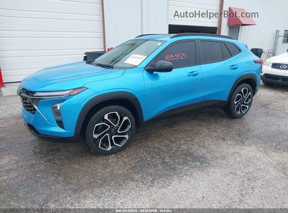 KL77LJEP9SC088482 2025 CHEVROLET TRAX Light Blue Передня ліва чверть
