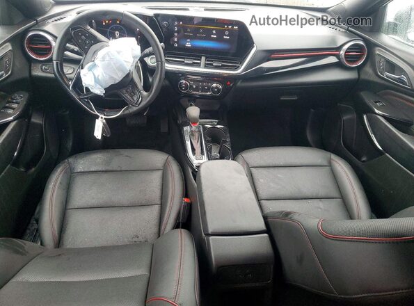 KL77LJEP9SC117060 2025 CHEVROLET TRAX White Widok deski rozdzielczej