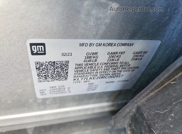 KL77LKE20RC002917 2024 CHEVROLET TRAX Silver Vista de la etiqueta del VIN